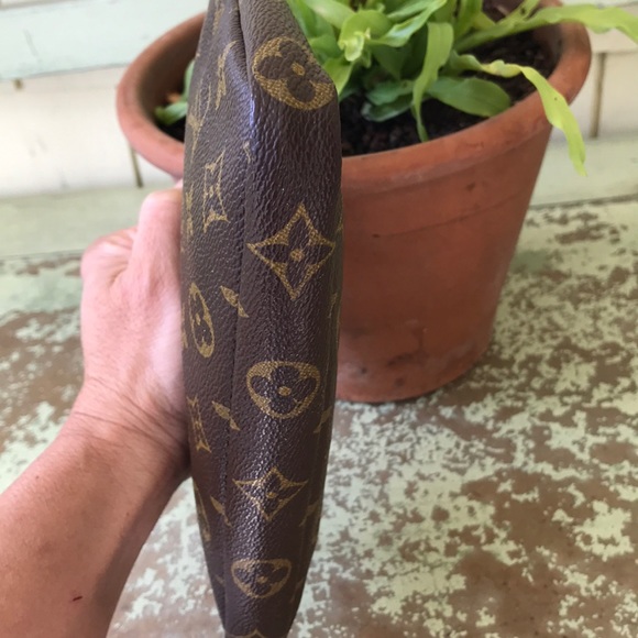 💖SOLD💖 Louis Vuitton shopper tote pochette - Picture 5 of 10